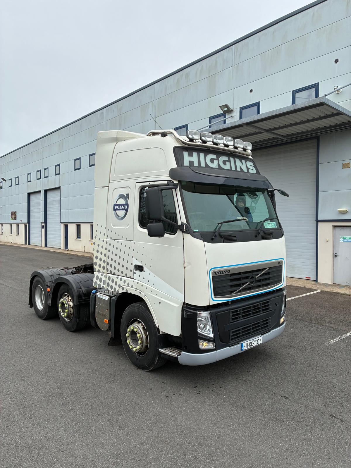 White transport truck